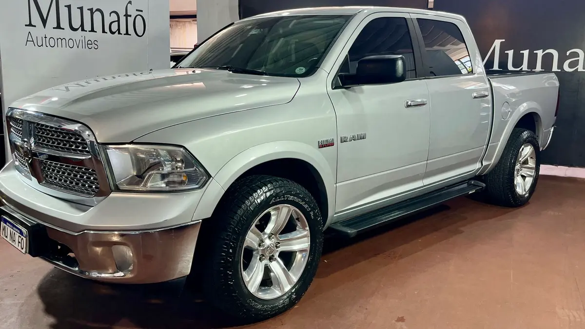 Mira esta publicación de RAM 1500 2017 en Motordil