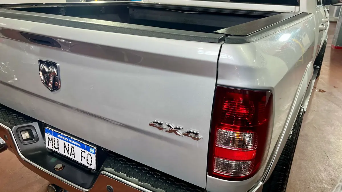 Mira esta publicación de RAM 1500 2017 en Motordil