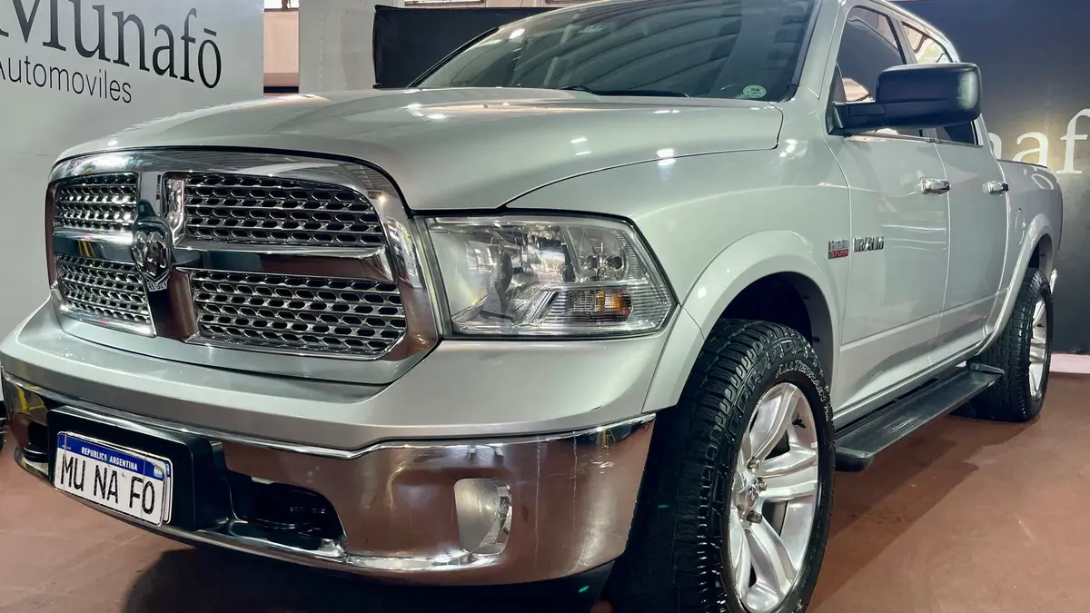 Mira esta publicación de RAM 1500 2017 en Motordil