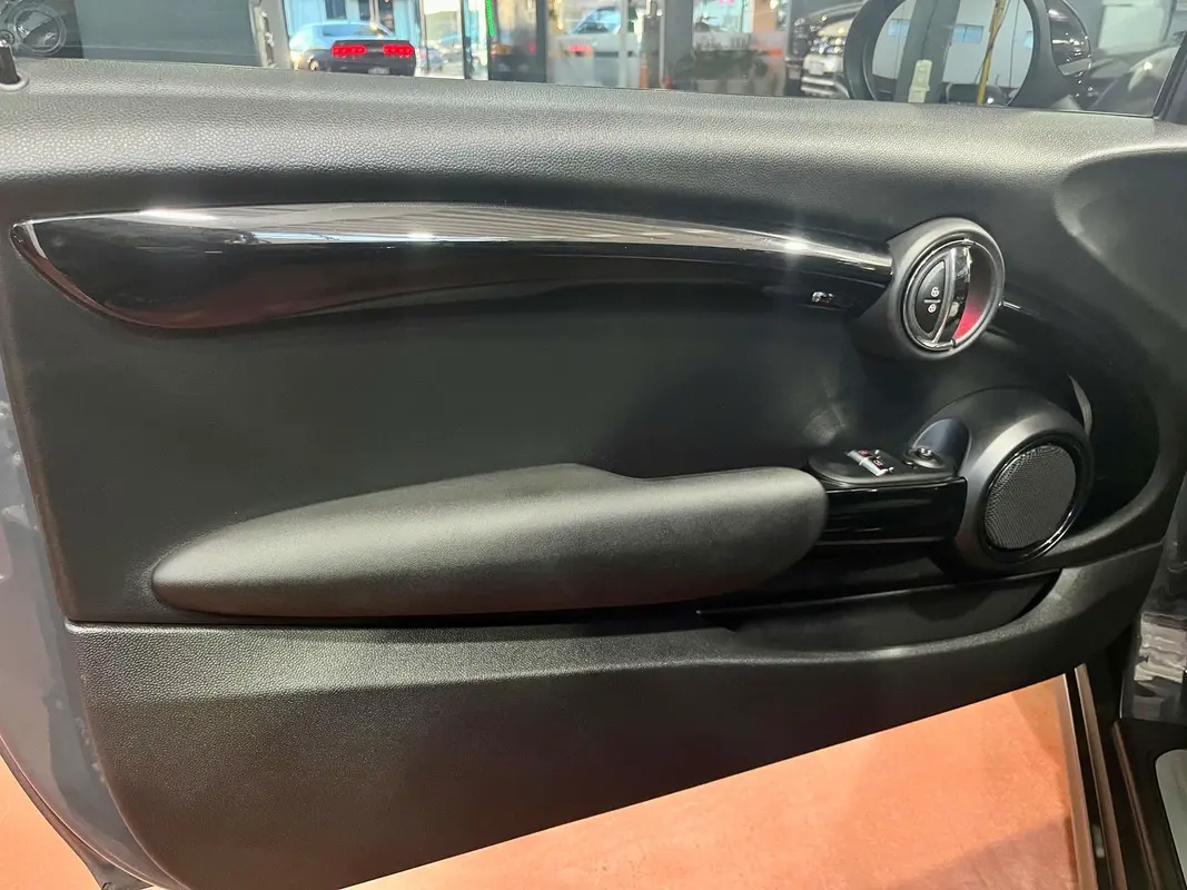 Mira esta publicación de Mini Cooper 2019 en Motordil