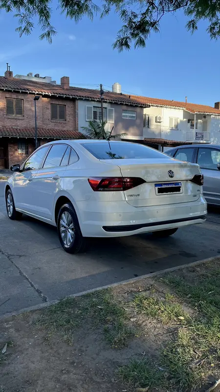 Mira esta publicación de Volkswagen Virtus 2020 en Motordil