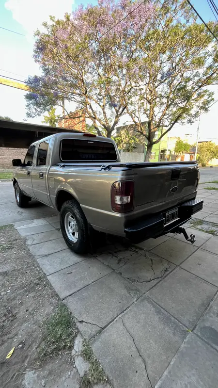 Mira esta publicación de Ford Ranger 2005 en Motordil
