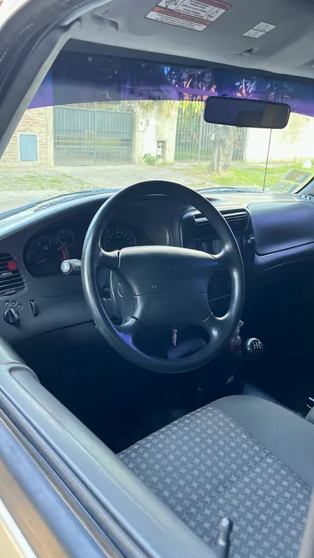 Mira esta publicación de Ford Ranger 2005 en Motordil