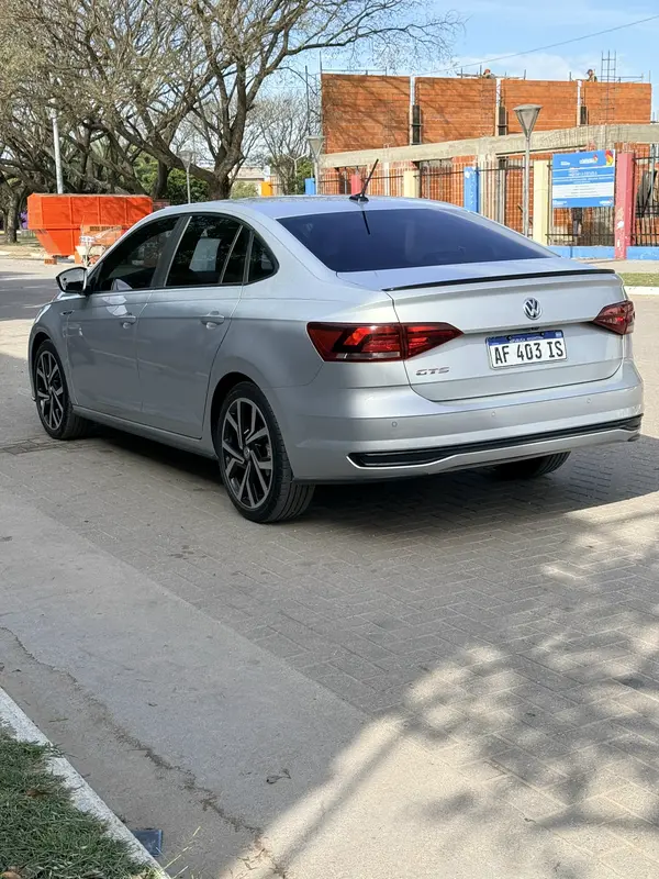 Mira esta publicación de Volkswagen Virtus 2022 en Motordil