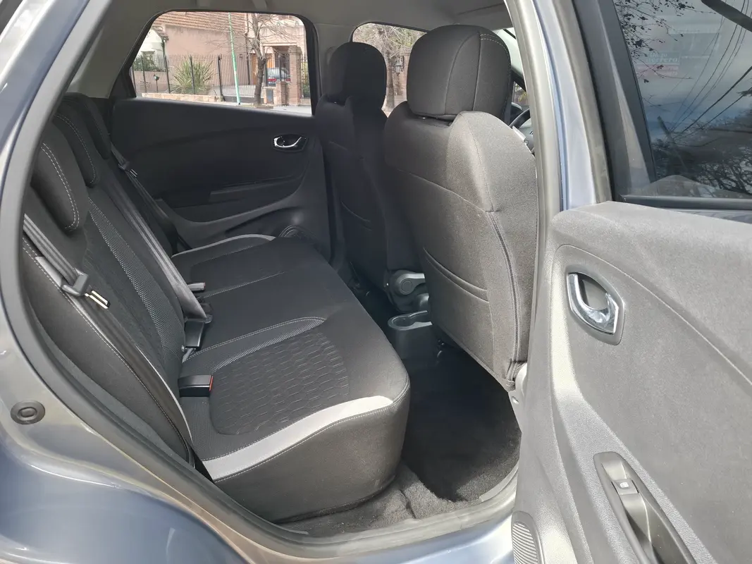 Mira esta publicación de Renault Captur 2018 en Motordil