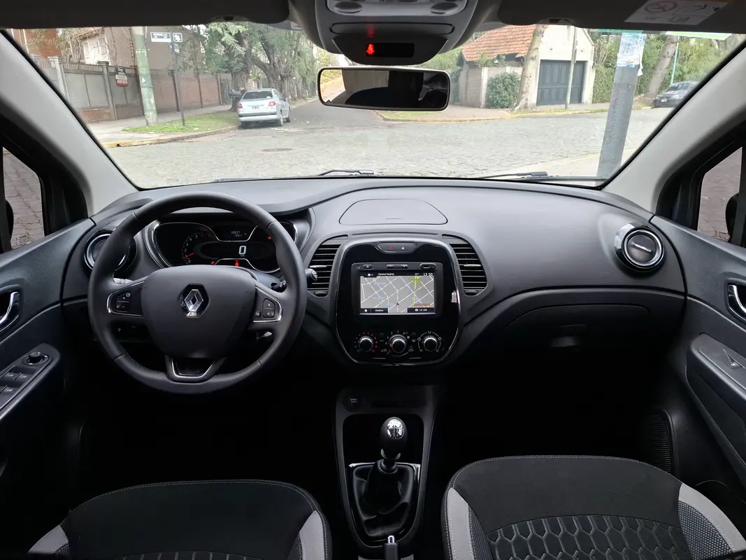 Mira esta publicación de Renault Captur 2018 en Motordil