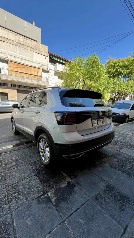 Mira esta publicación de Volkswagen T Cross 2021 en Motordil