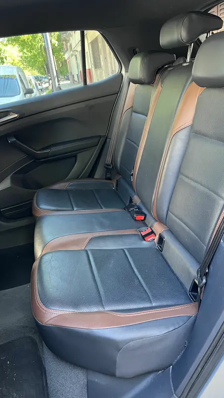 Mira esta publicación de Volkswagen T Cross 2021 en Motordil