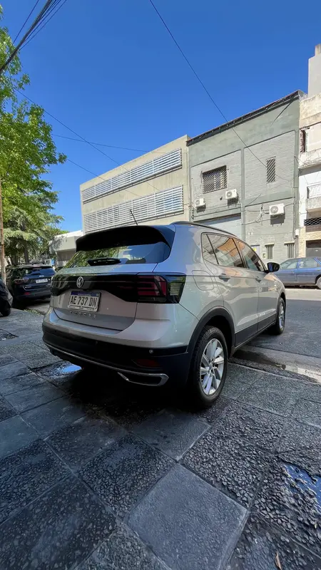 Mira esta publicación de Volkswagen T Cross 2021 en Motordil