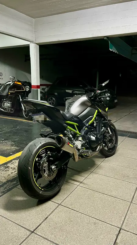 Mira esta publicación de Kawasaki Z 900 RS 2021 en Motordil