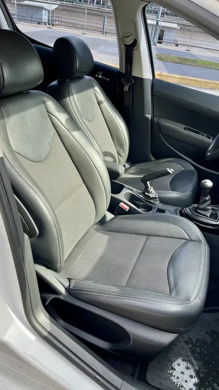 Mira esta publicación de Peugeot 308 2015 en Motordil