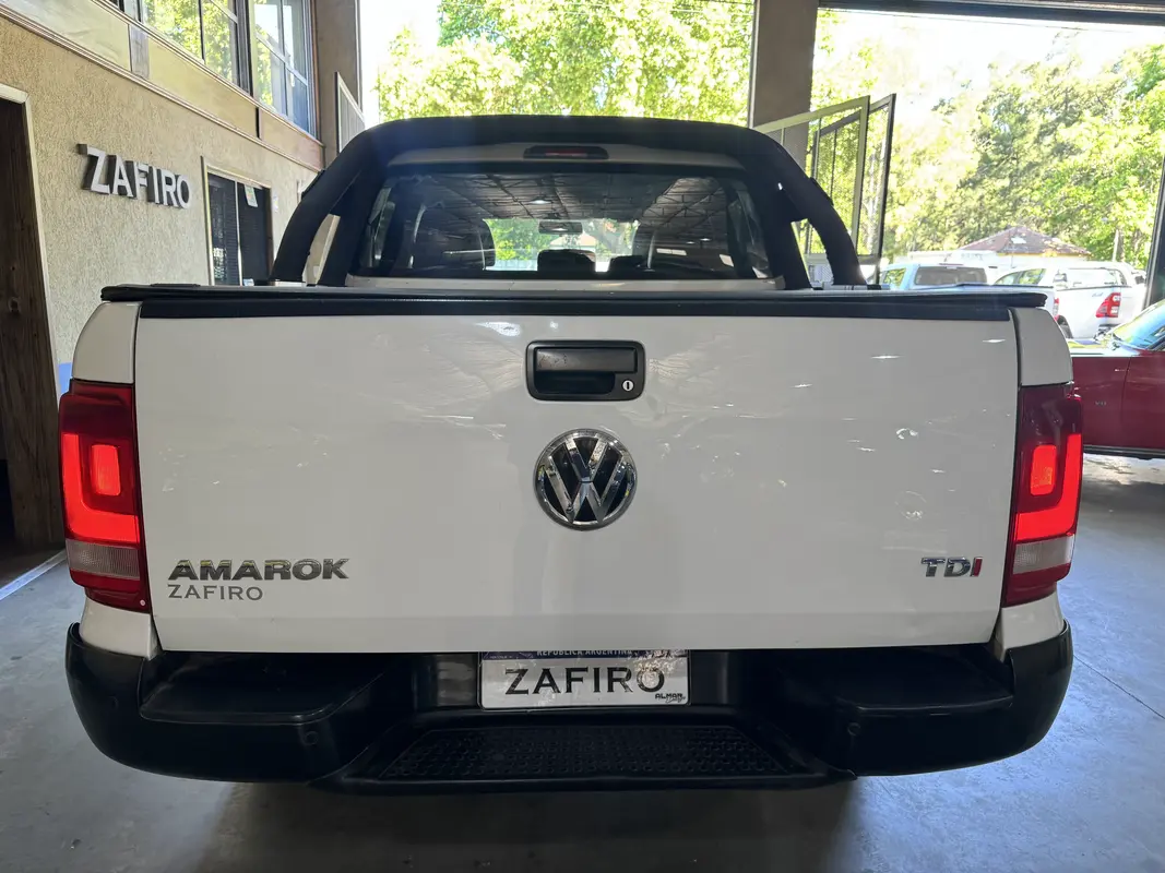 Mira esta publicación de Volkswagen Amarok 2018 en Motordil