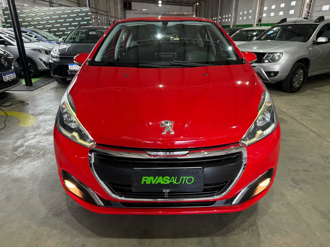 Mira esta publicación de Peugeot 208 2019 en Motordil