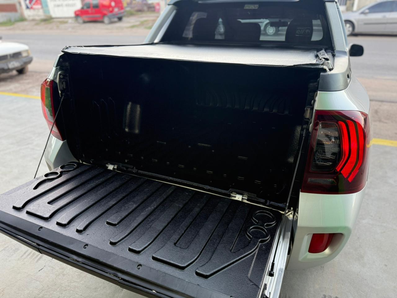 Mira esta publicación de Renault Oroch 2017 en Motordil