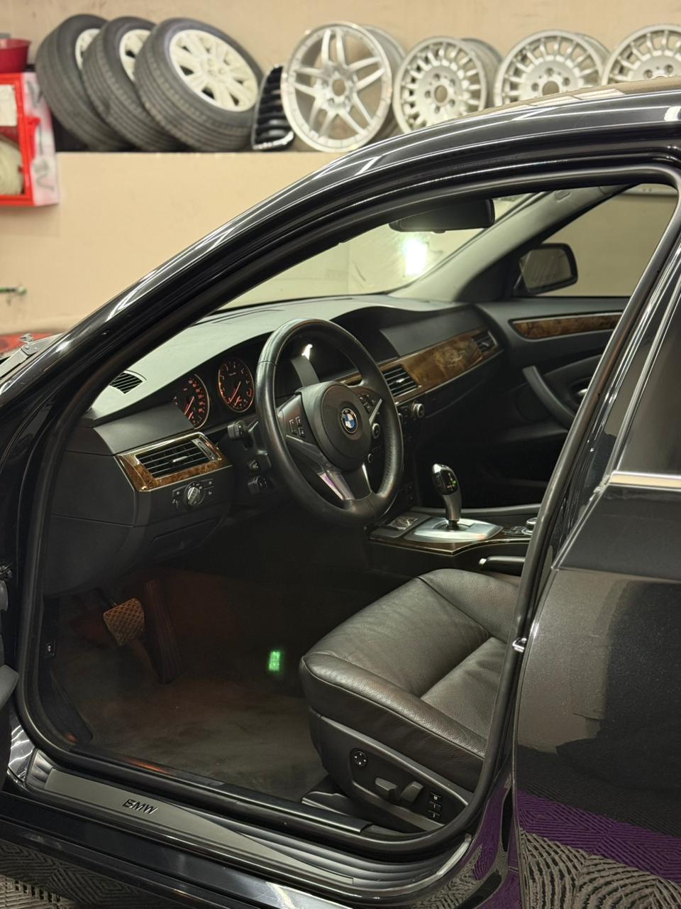 Mira esta publicación de BMW Serie 5 2009 en Motordil