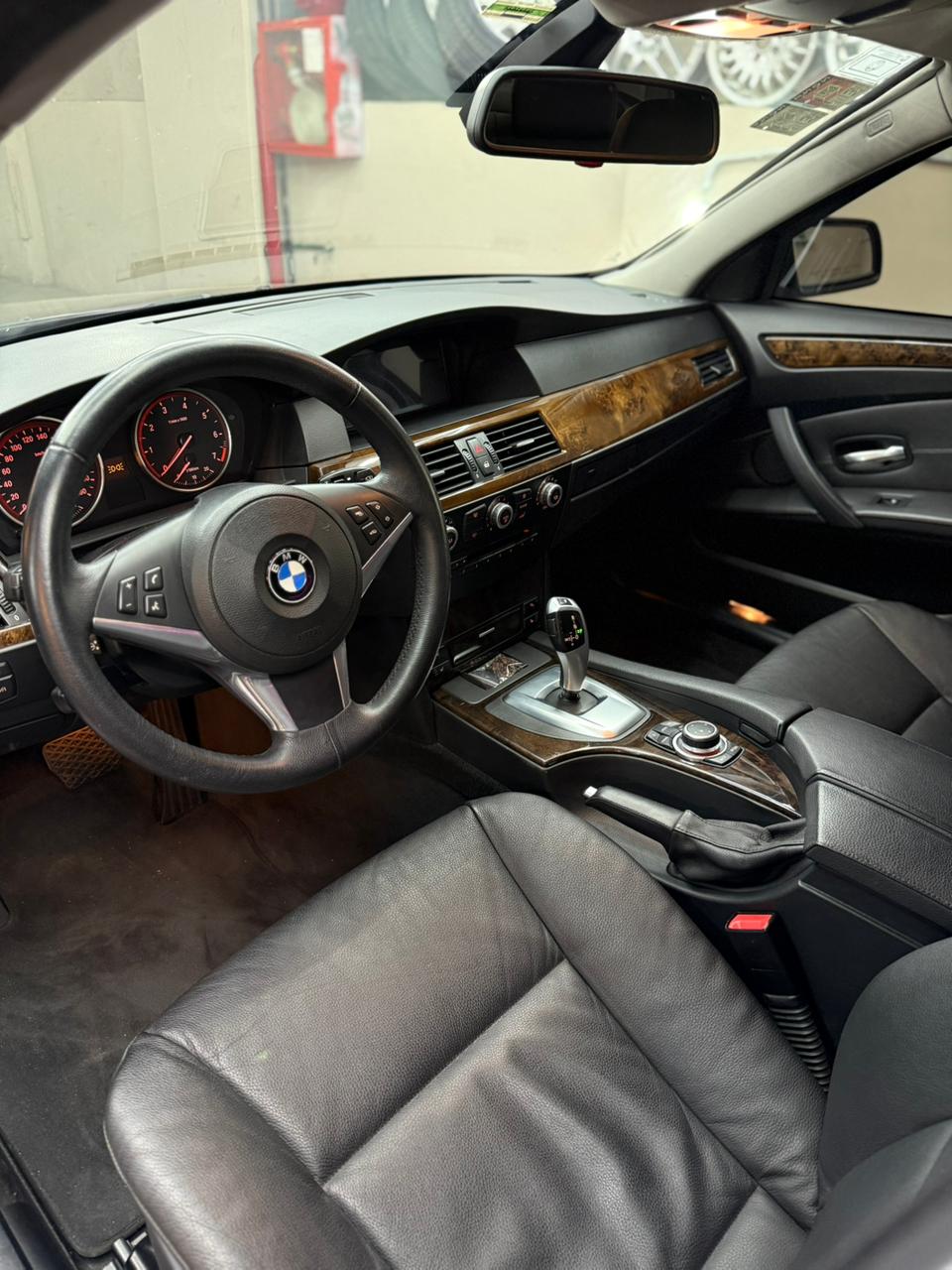 Mira esta publicación de BMW Serie 5 2009 en Motordil