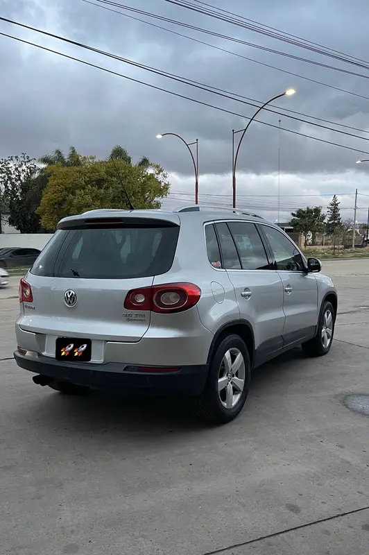 Mira esta publicación de Volkswagen Tiguan 2011 en Motordil
