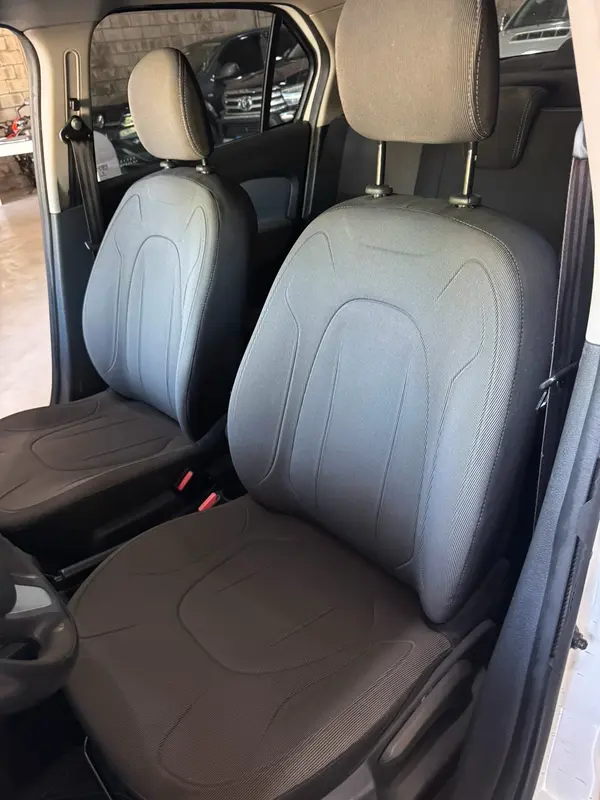 Mira esta publicación de Renault Logan II 2017 en Motordil