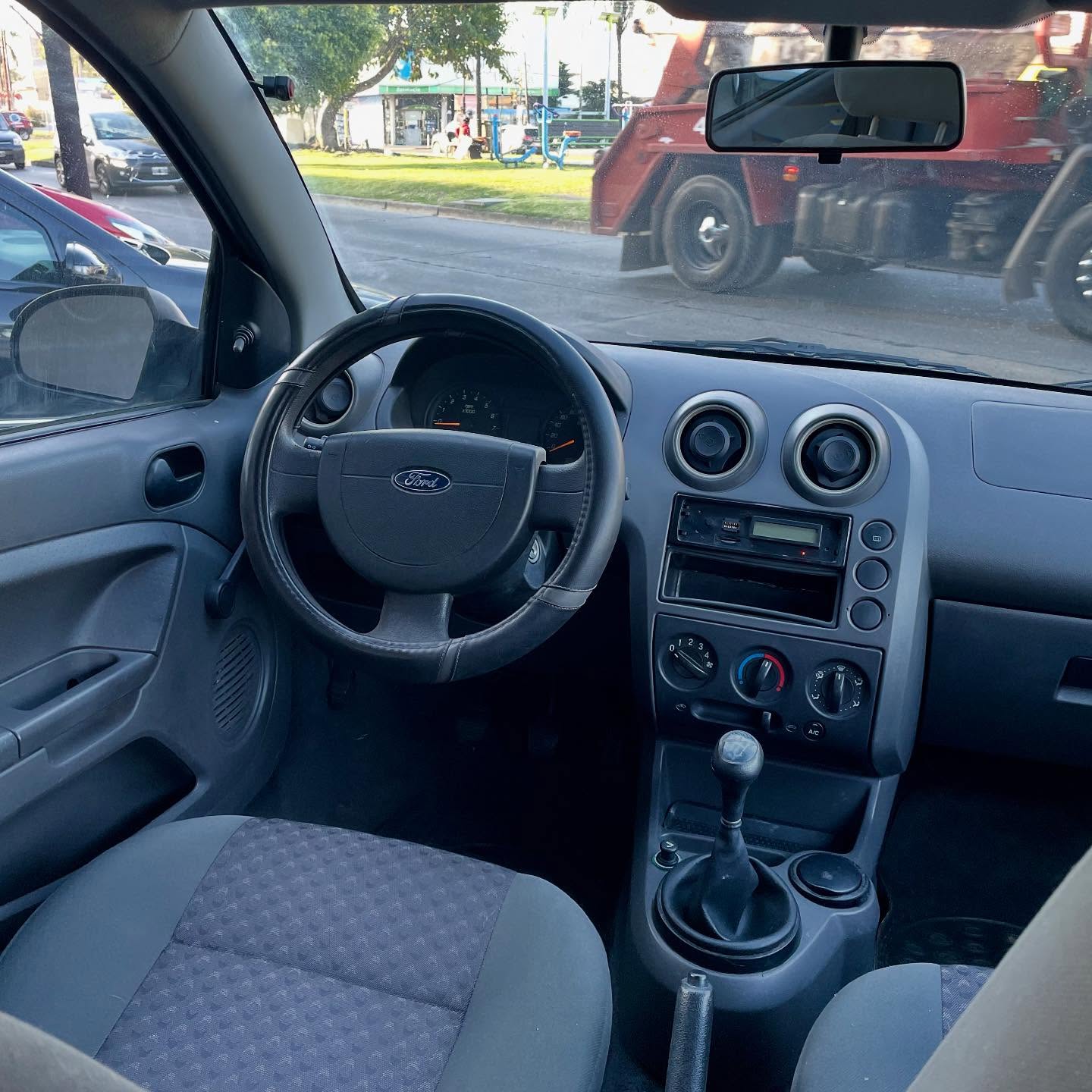 Mira esta publicación de Ford Fiesta 2005 en Motordil