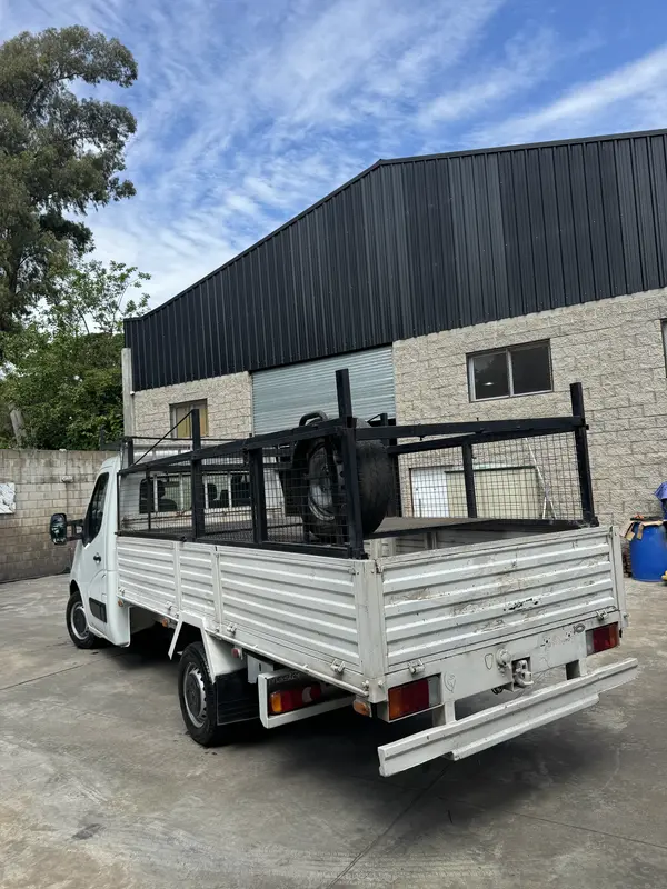 Mira esta publicación de Renault Master 2018 en Motordil