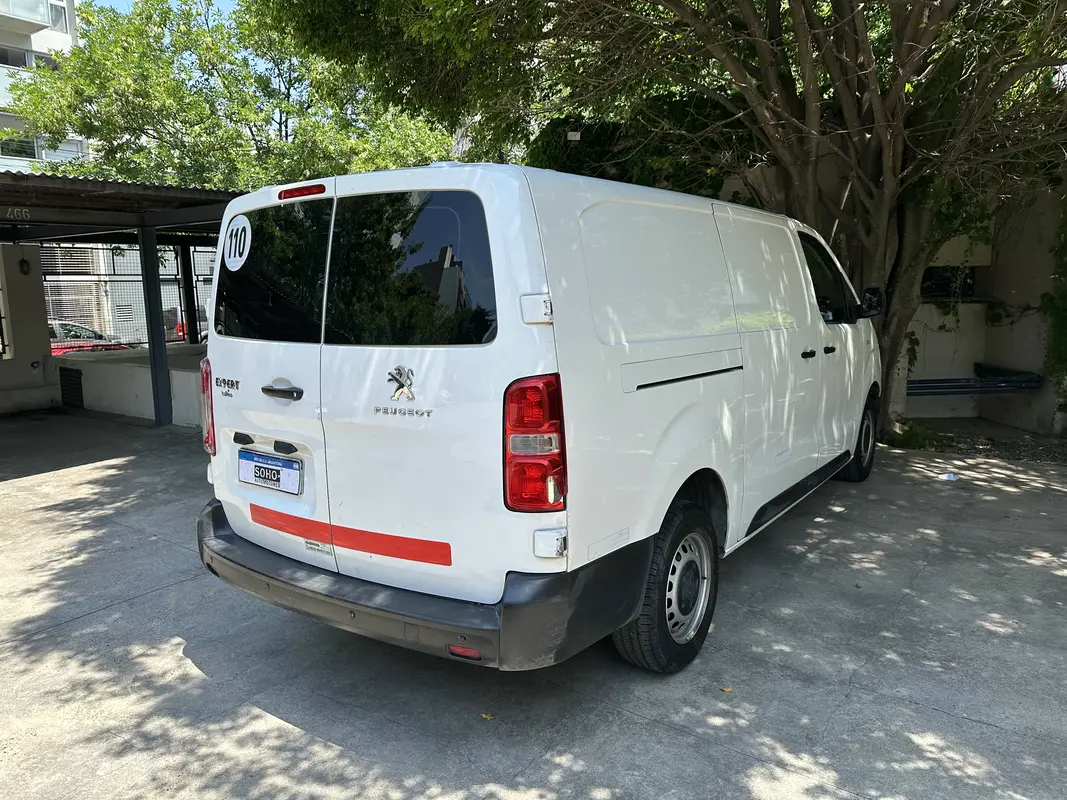 Mira esta publicación de Peugeot Expert 2018 en Motordil