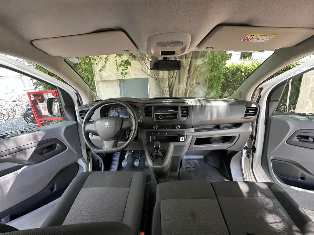 Mira esta publicación de Peugeot Expert 2018 en Motordil