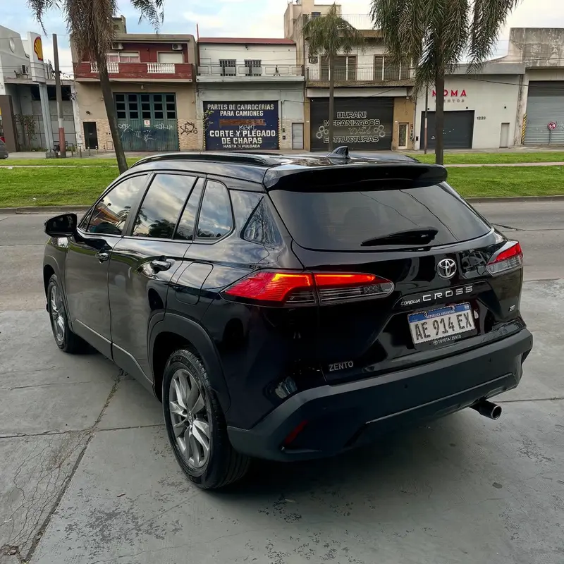 Mira esta publicación de Toyota Corolla Cross 2021 en Motordil