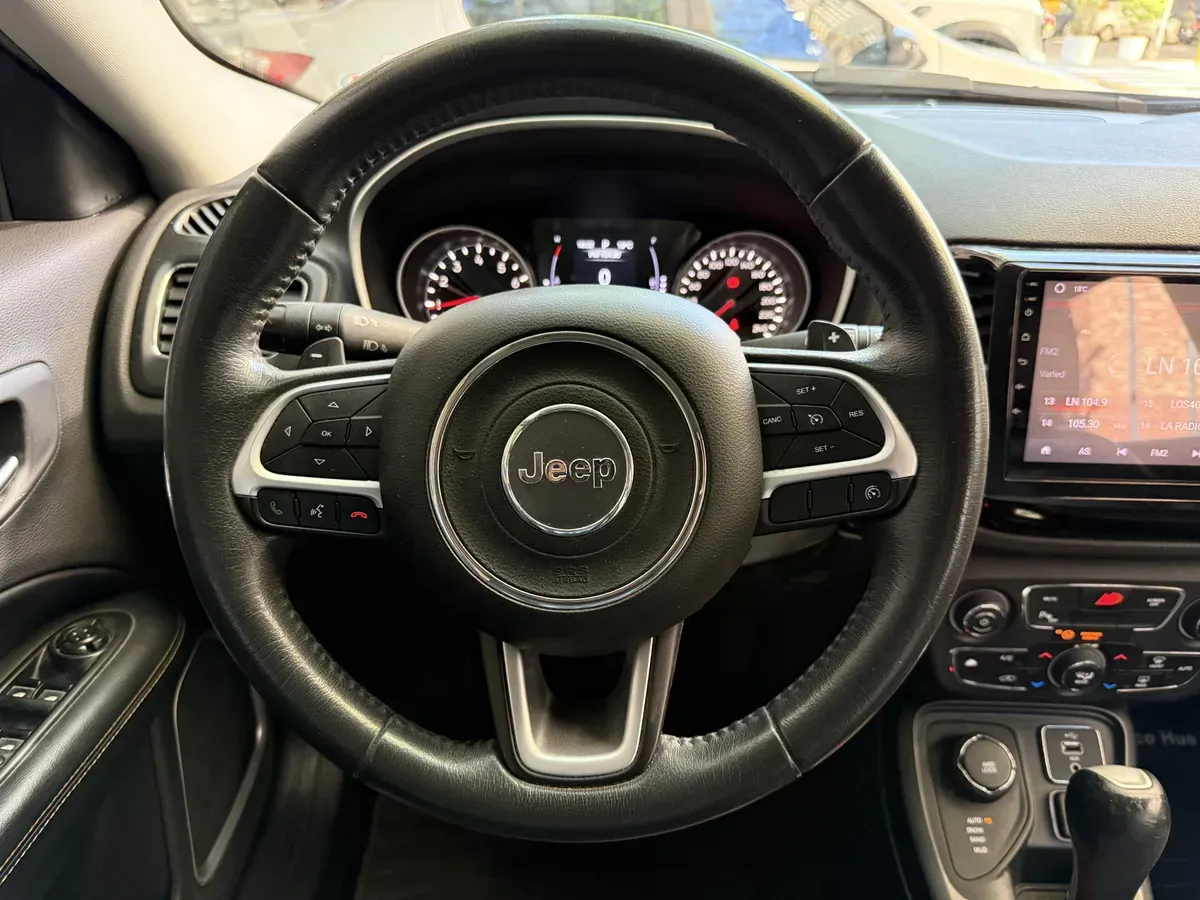 Mirá esta publicación de Jeep Compass