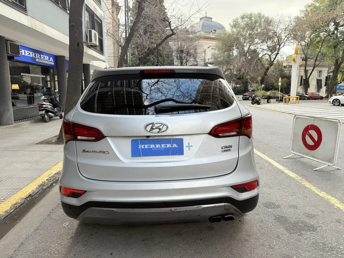 Mirá esta publicación de Hyundai Santa Fe
