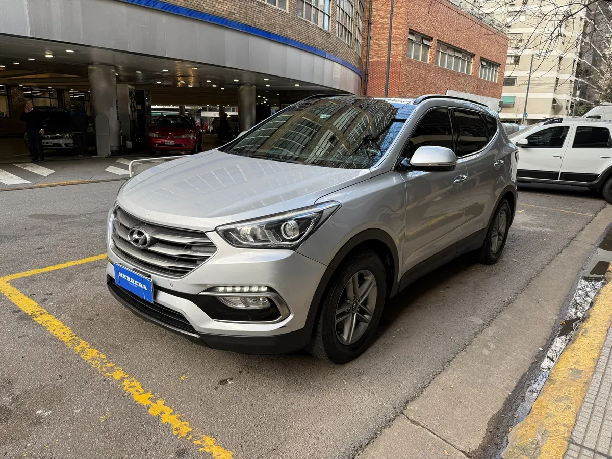 Mirá esta publicación de Hyundai Santa Fe