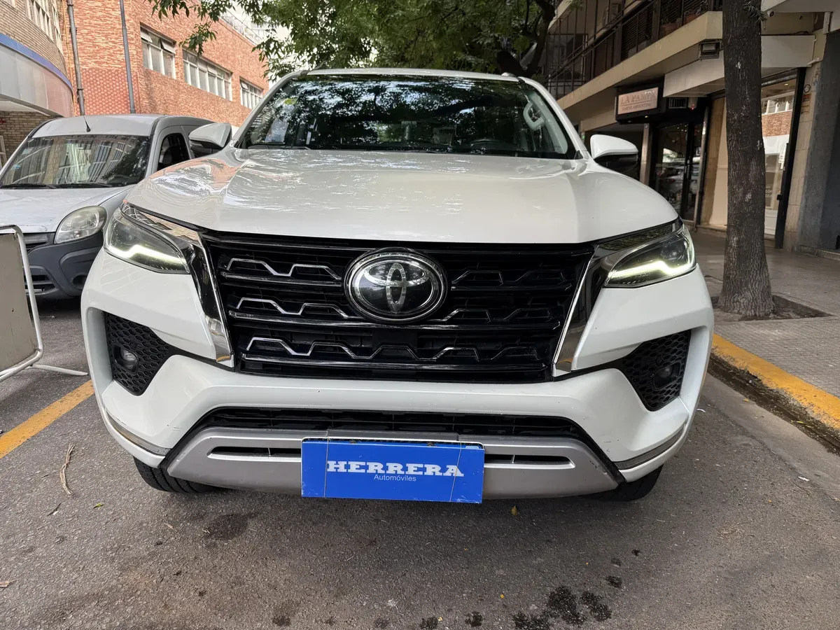 Mirá esta publicación de Toyota SW4