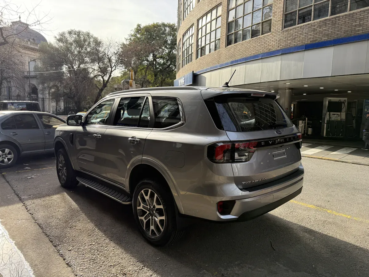 Mira esta publicación de Ford Everest 2025 en Motordil