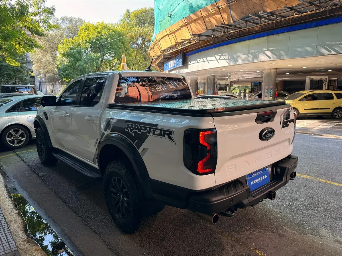 Mira esta publicación de Ford Ranger Raptor 2024 en Motordil