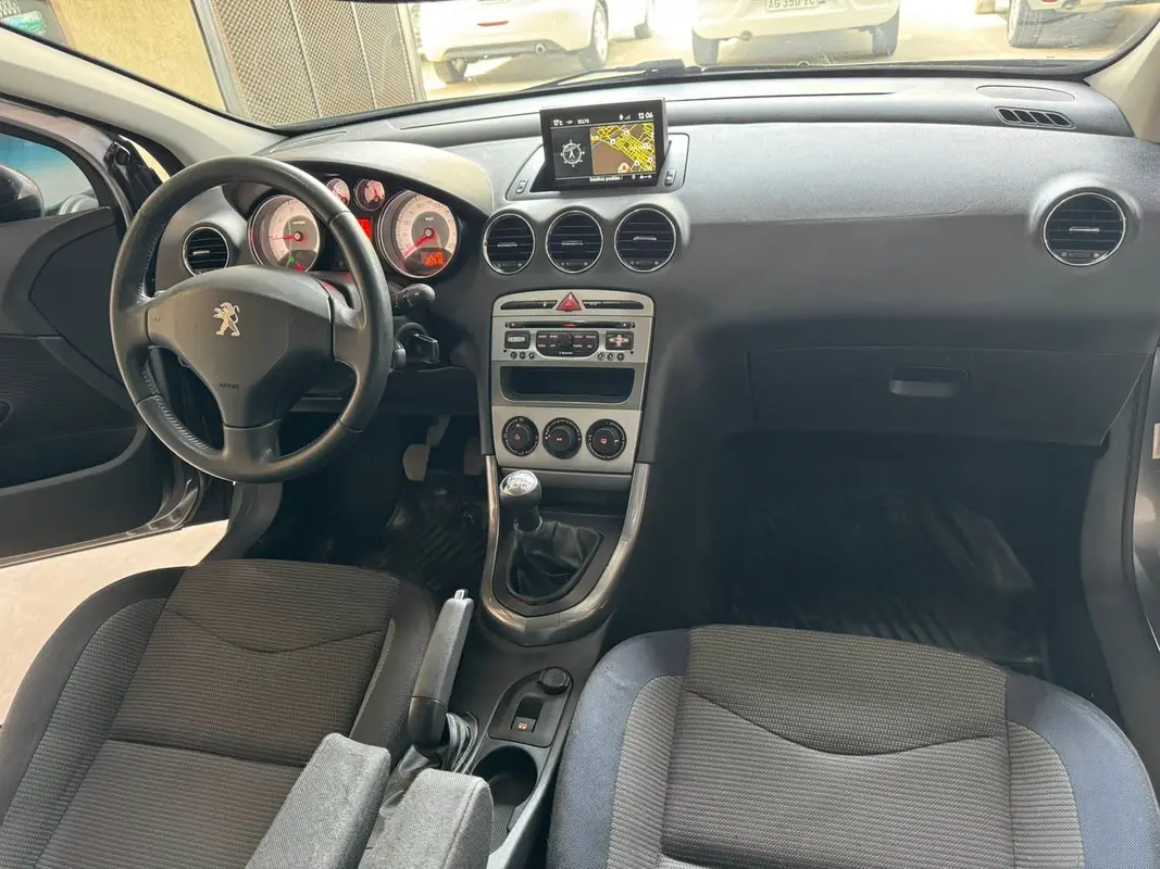 Mira esta publicación de Peugeot 308 2013 en Motordil