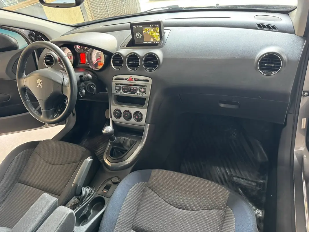 Mira esta publicación de Peugeot 308 2013 en Motordil