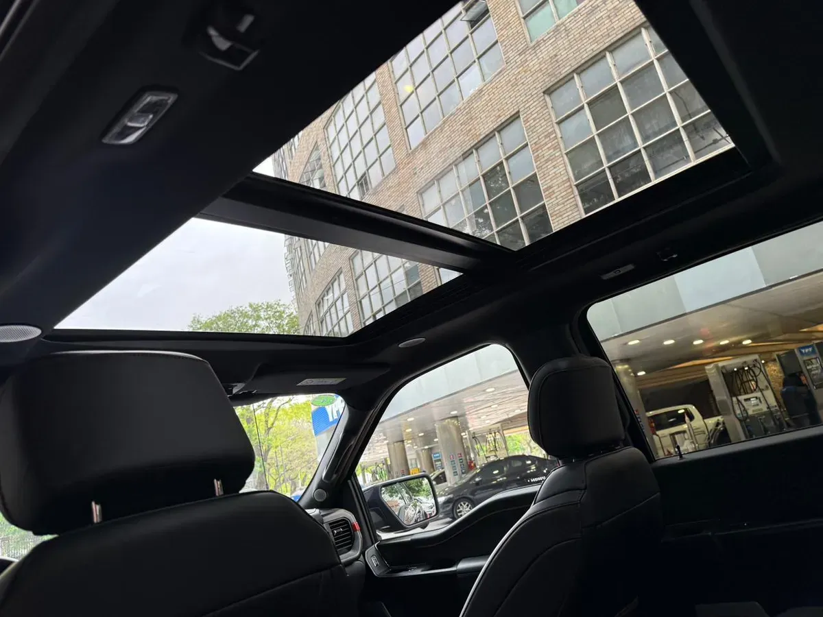 Mirá esta publicación de Ford F 150 Raptor