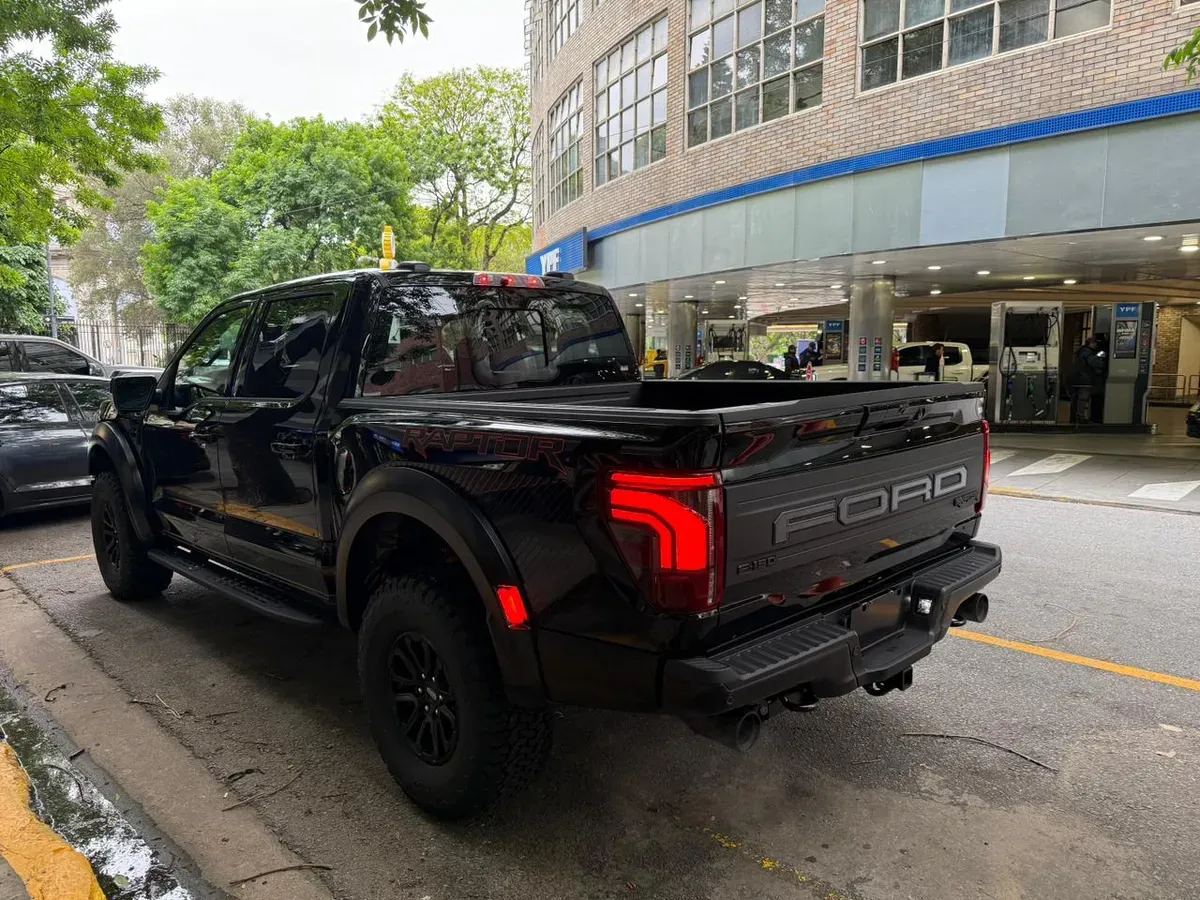 Mirá esta publicación de Ford F 150 Raptor