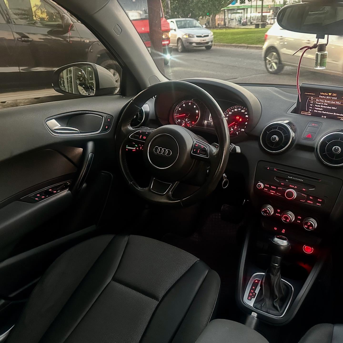 Mira esta publicación de Audi A1 2013 en Motordil