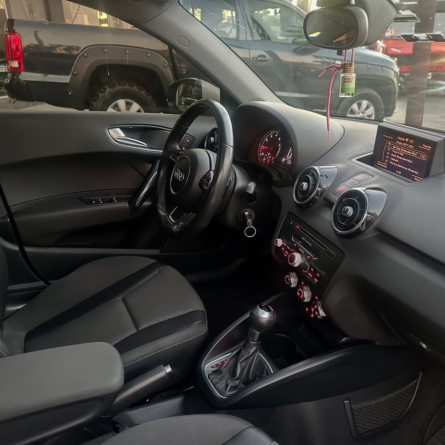 Mira esta publicación de Audi A1 2013 en Motordil