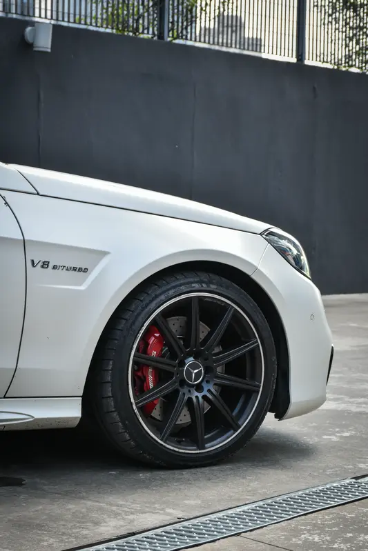 Mira esta publicación de Mercedes Benz Clase E 2014 en Motordil