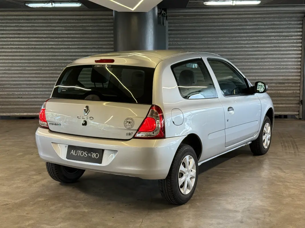 Mira esta publicación de Renault Clio Mio 2016 en Motordil