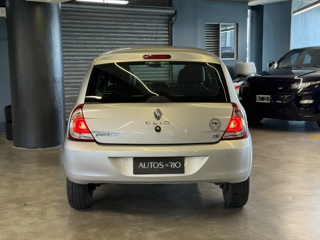 Mira esta publicación de Renault Clio Mio 2016 en Motordil