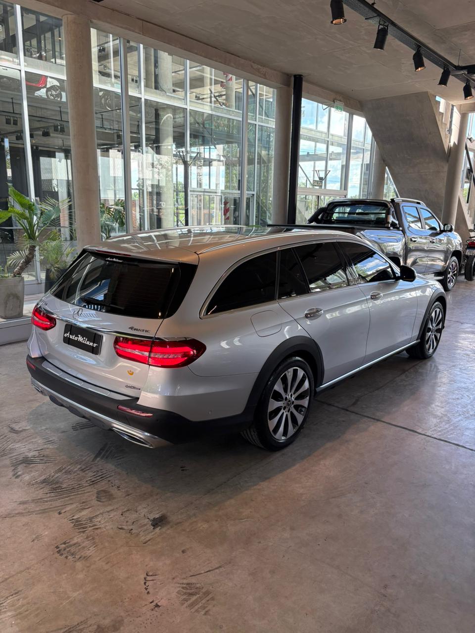 Mira esta publicación de Mercedes Benz Clase E 2019 en Motordil