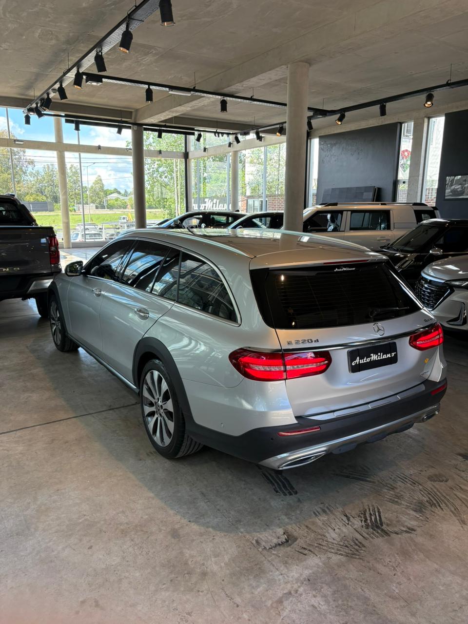 Mira esta publicación de Mercedes Benz Clase E 2019 en Motordil