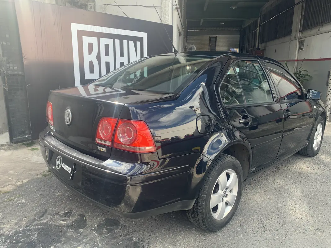 Mira esta publicación de Volkswagen Bora 2010 en Motordil