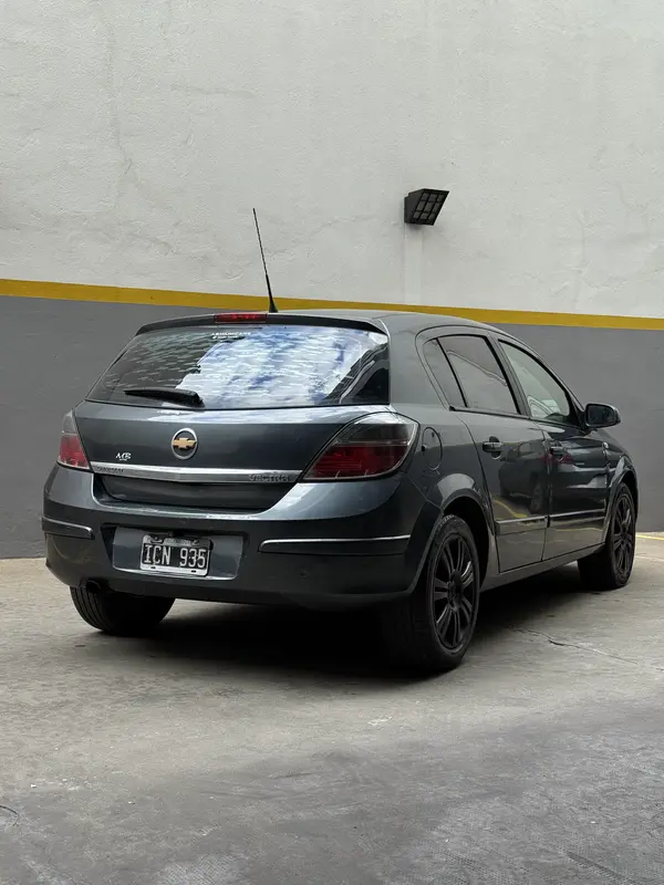 Mira esta publicación de Chevrolet Vectra 2009 en Motordil