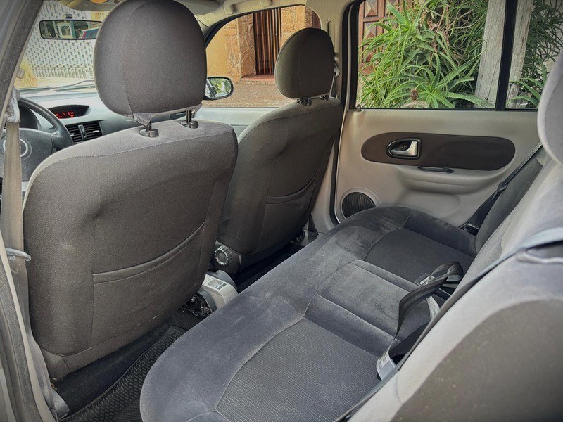 Mira esta publicación de Renault Symbol 2012 en Motordil