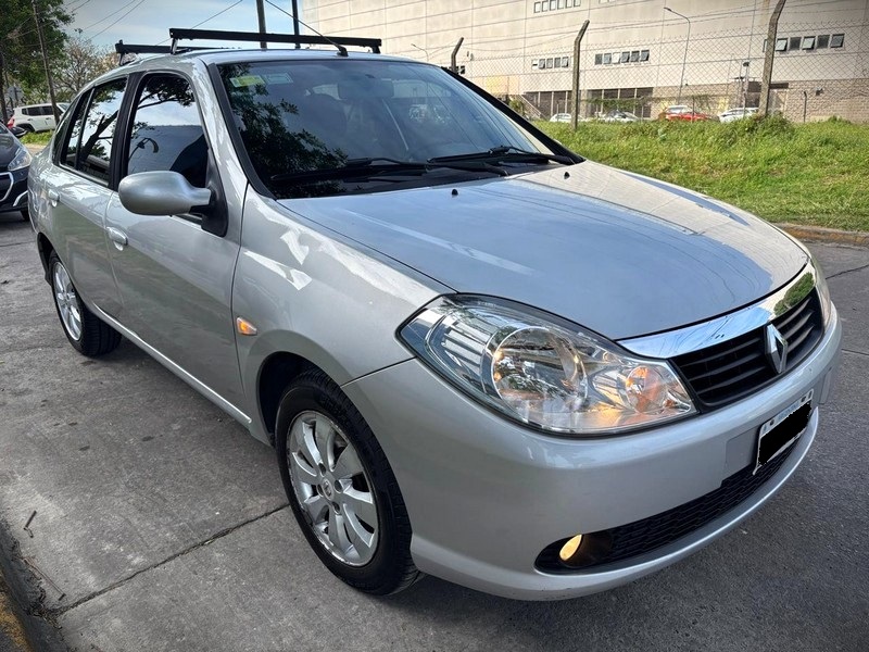 Mira esta publicación de Renault Symbol 2012 en Motordil