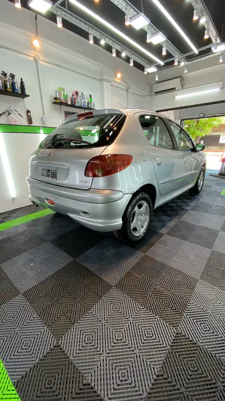Mira esta publicación de Peugeot 206 2008 en Motordil