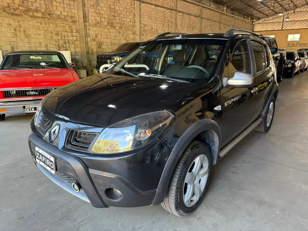 Mira esta publicación de Renault Sandero II 2010 en Motordil